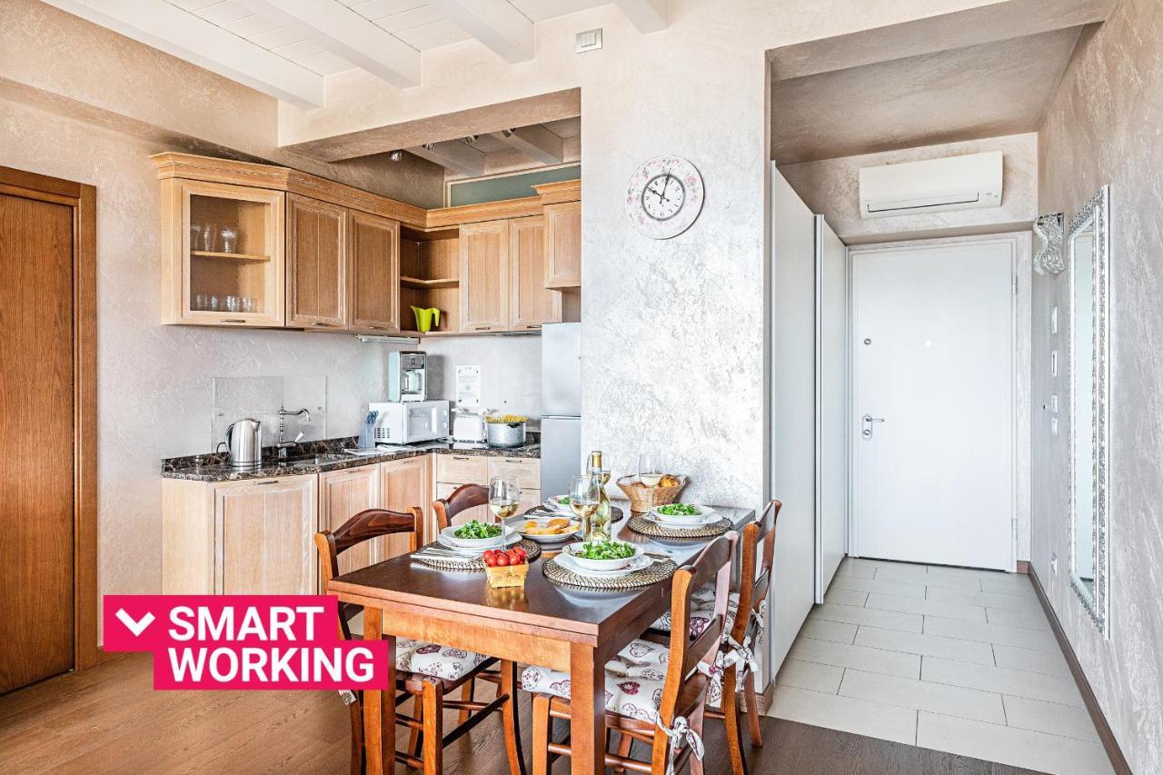 Warda C11 Apartment By Wonderful Italy Desenzano del Garda Exterior foto